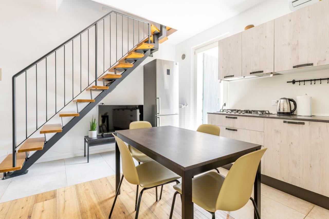 Trendy Aparment With Garage Right By The Lake Sirmione Extérieur photo